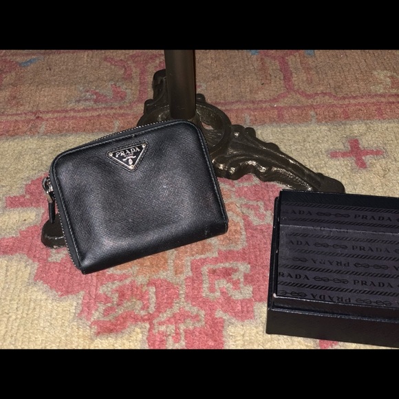 Prada wallet - Picture 3 of 8
